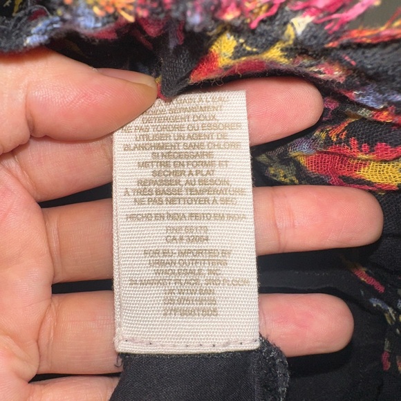 Free people floral button up top size large - Picture 10 of 15